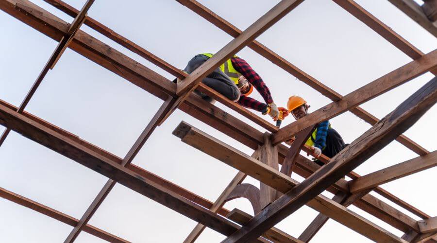 Professional residential roofers in Sumner, IA